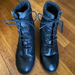 Steve Madden Noodless Heeled Black Boot